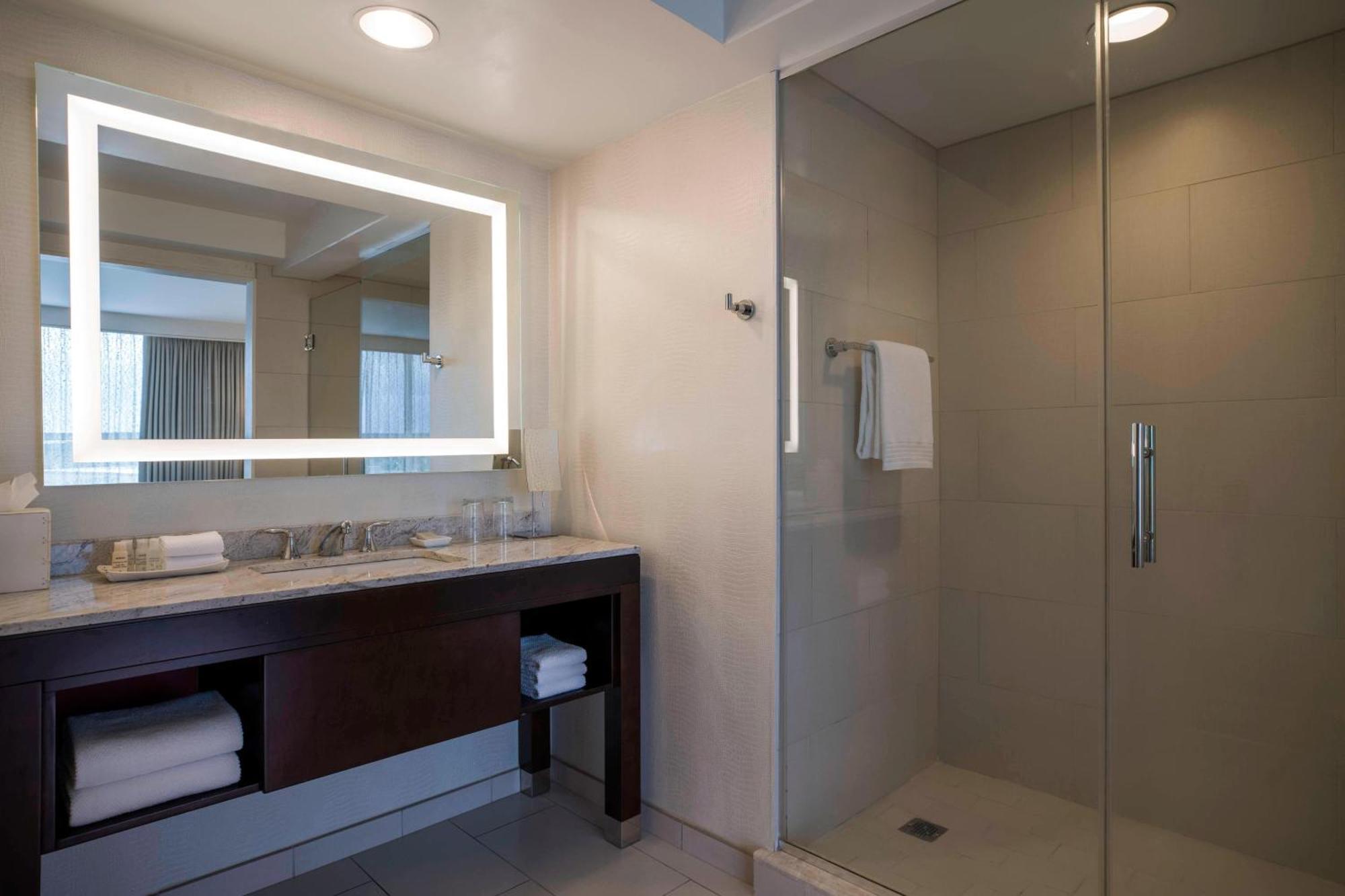 Renaissance Baton Rouge Hotel Ngoại thất bức ảnh
